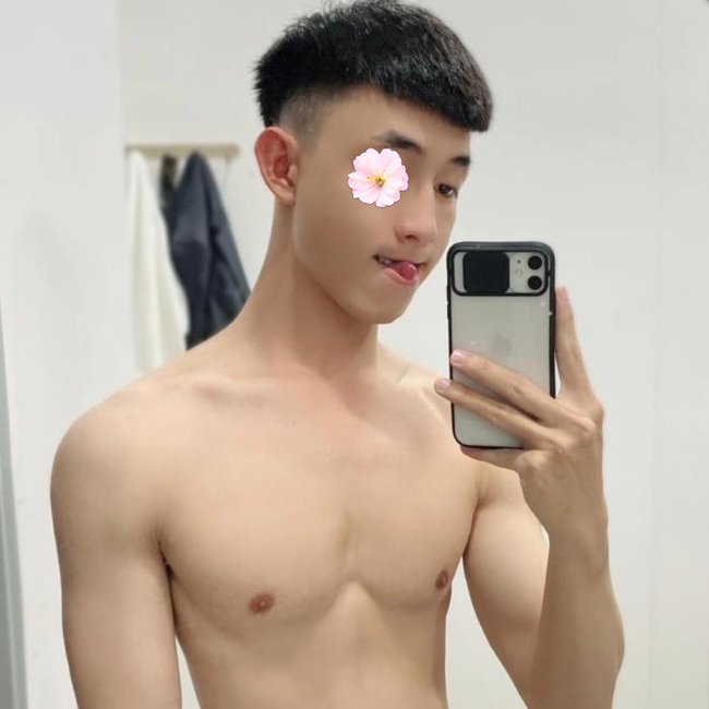 Nam Khánh - Anh chàng đẹp trai tìm bạn Gay