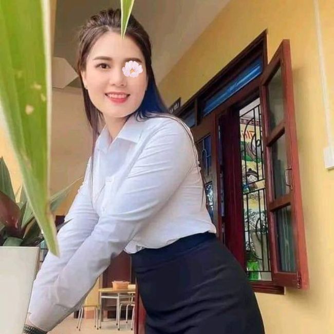 Thanh Xuân - Chị gái văn phòng tìm tình yêu Ninh Khánh